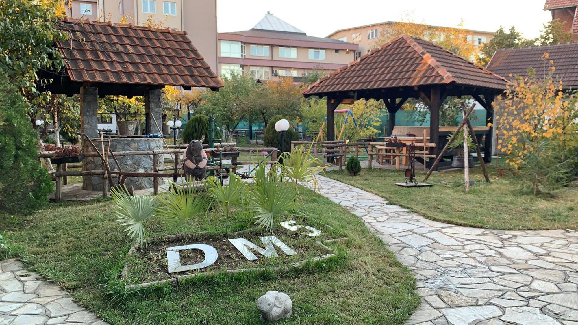 新帕扎尔普莱诺斯特dm5旅馆住宿加早餐旅馆 客房 照片